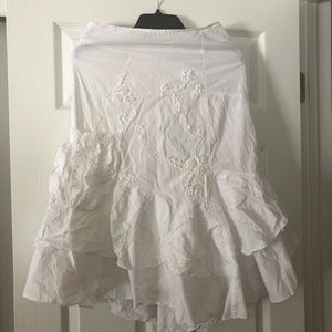 Sugar Lips size small white skirt